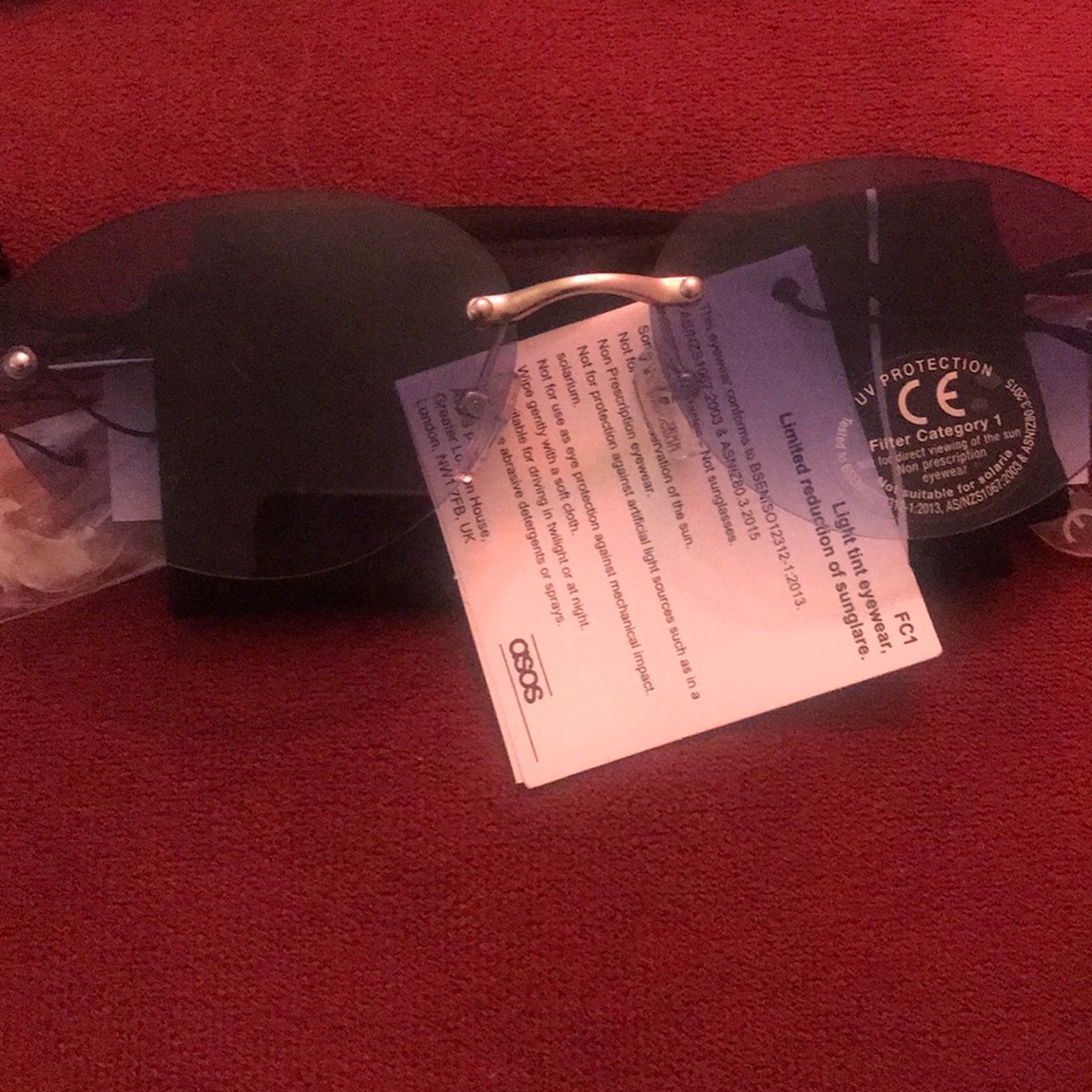 🆕 ASOS sunglasses 😎 - Picture 3 of 5